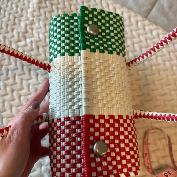 Woven Plastic Handbag Medium Size - Picture 5 of 6